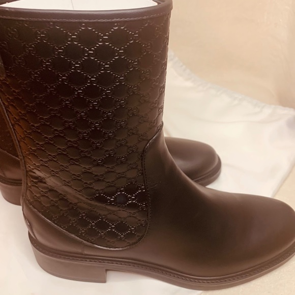 πNEW GUCCI Black Microguccissima Leather Boots π - Picture 12 of 17